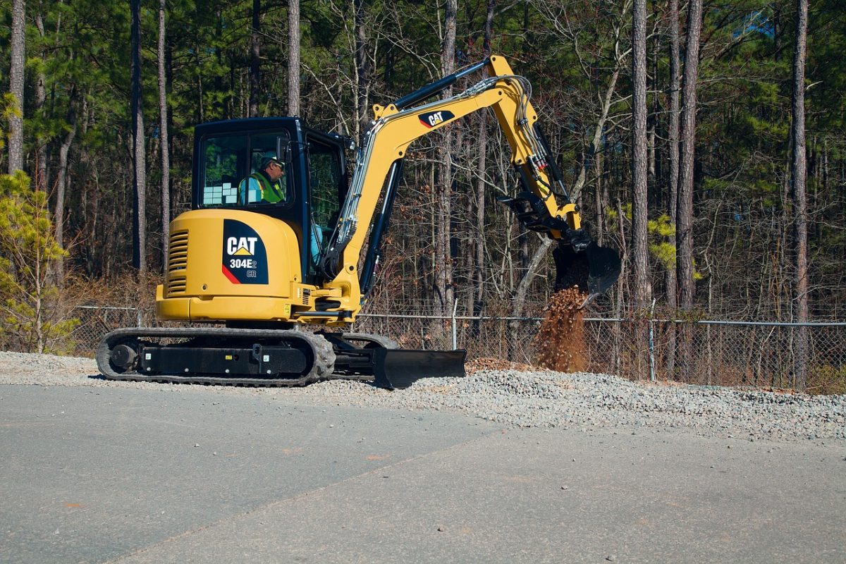 Serwis CAT — mobilny serwis maszyn Caterpillar dla Twojej firmy